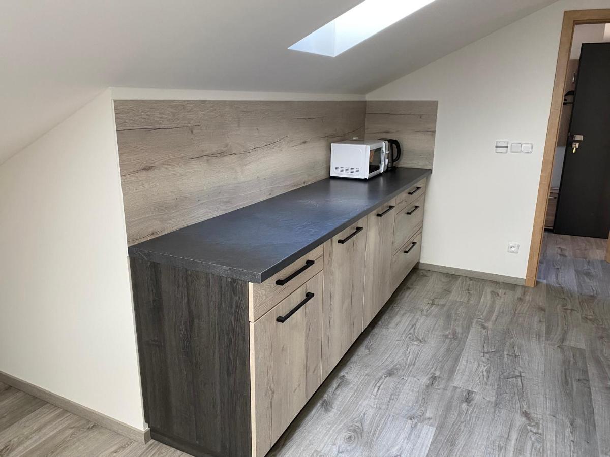Klicperovo 2Kk Apartment Hradec Kralove Bagian luar foto